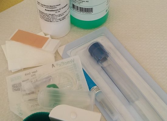 Eigenblutserum zu r Behandlung von Falten, Narben, Haarausfall, Gelenkschmerzen